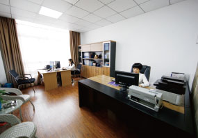 Wan Yi Xin Office